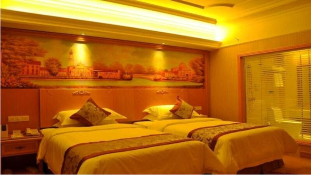 Vienna International Hotel Lhasa Potala Palace Экстерьер фото